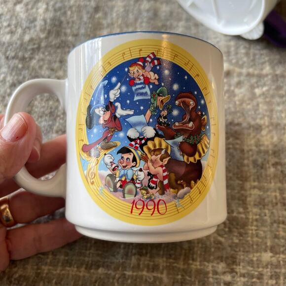 Disney Collectibles 02 Ceramic Mugs 1990/Fort Wilderness & Summer 1999 - Picture 12 of 12